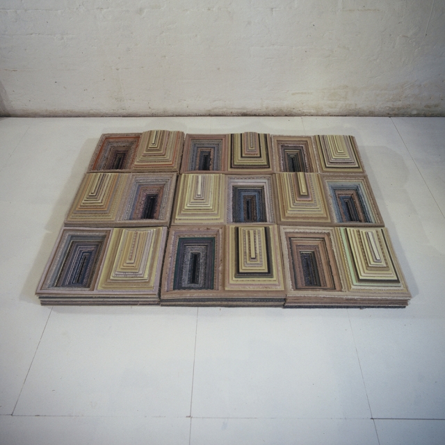 Kassetten Boden, Teppichboden, 150 cm x 120 cm x 15 cm , 2003